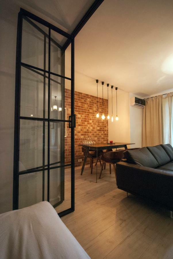 Retro Midtown Apartment Bucureşti Exterior foto